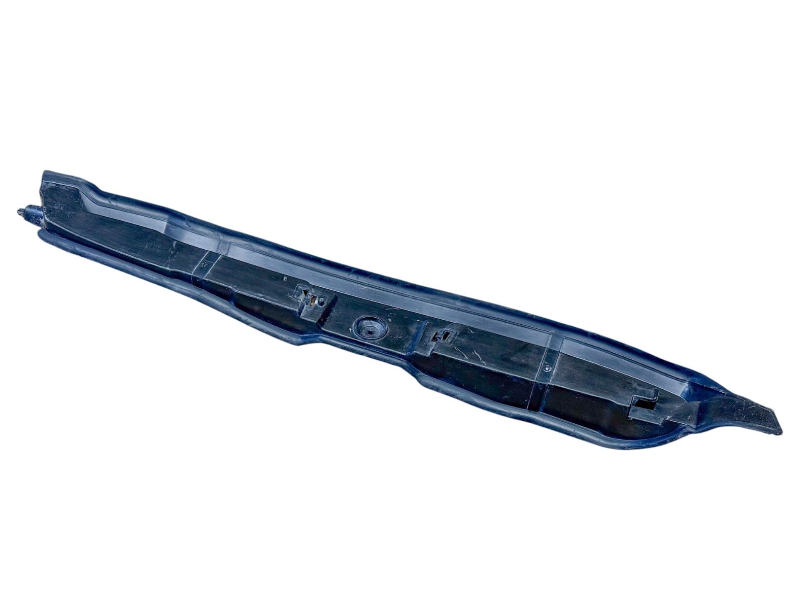 Moldura Salpicadera Izquierda Volkswagen Vento 2014 - 2020