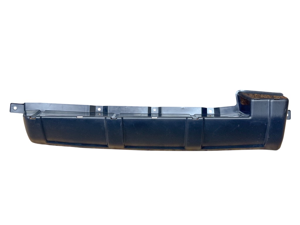 Moldura Inferior Fascia Trasera Nissan Xtrail 2001 - 2008
