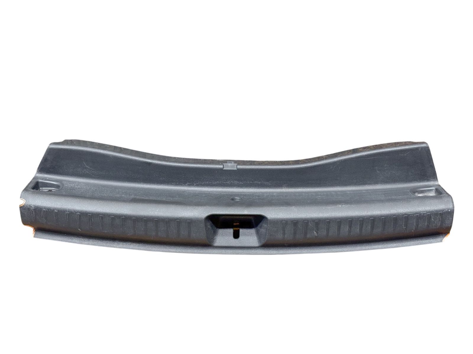 Moldura Inferior Cajuela Mercedes Benz Gla 200 2014 - 2018